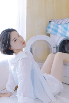 我们四个人换着来